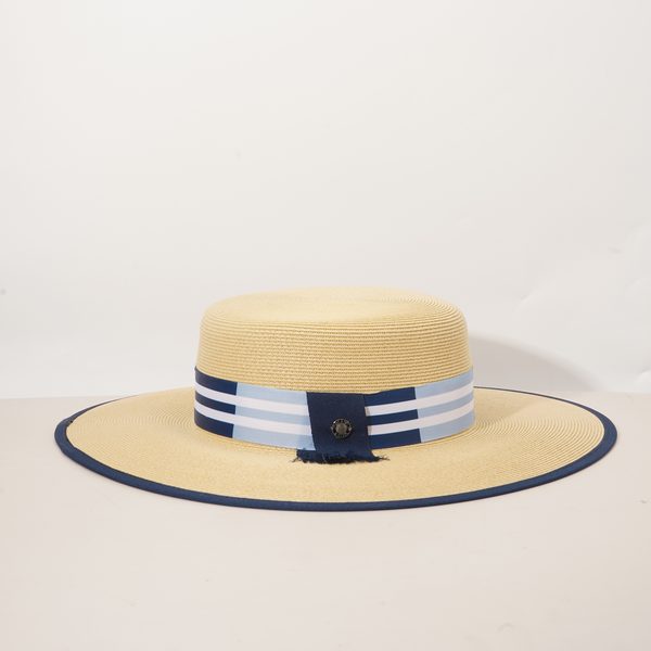 Boater / Sailor hat style